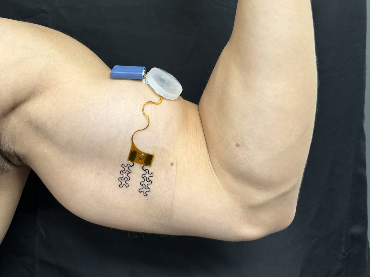 Texas Engineer Nanshu Lu's hydration sensor on a research subject's arm.