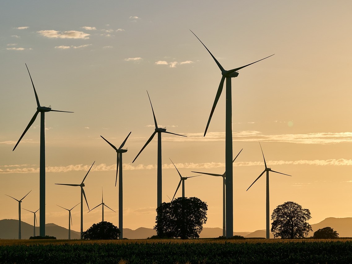 Wind farm pixabay
