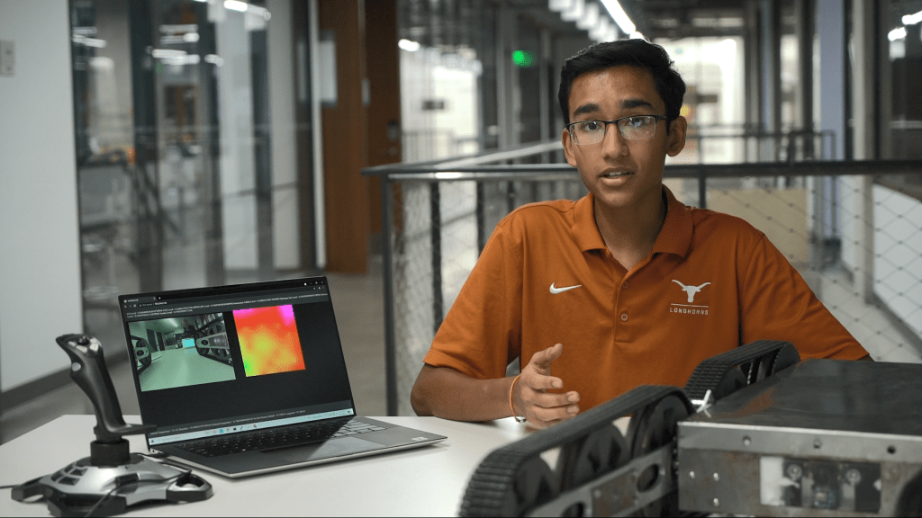 Siddharth Thakur shows technology of FireBot