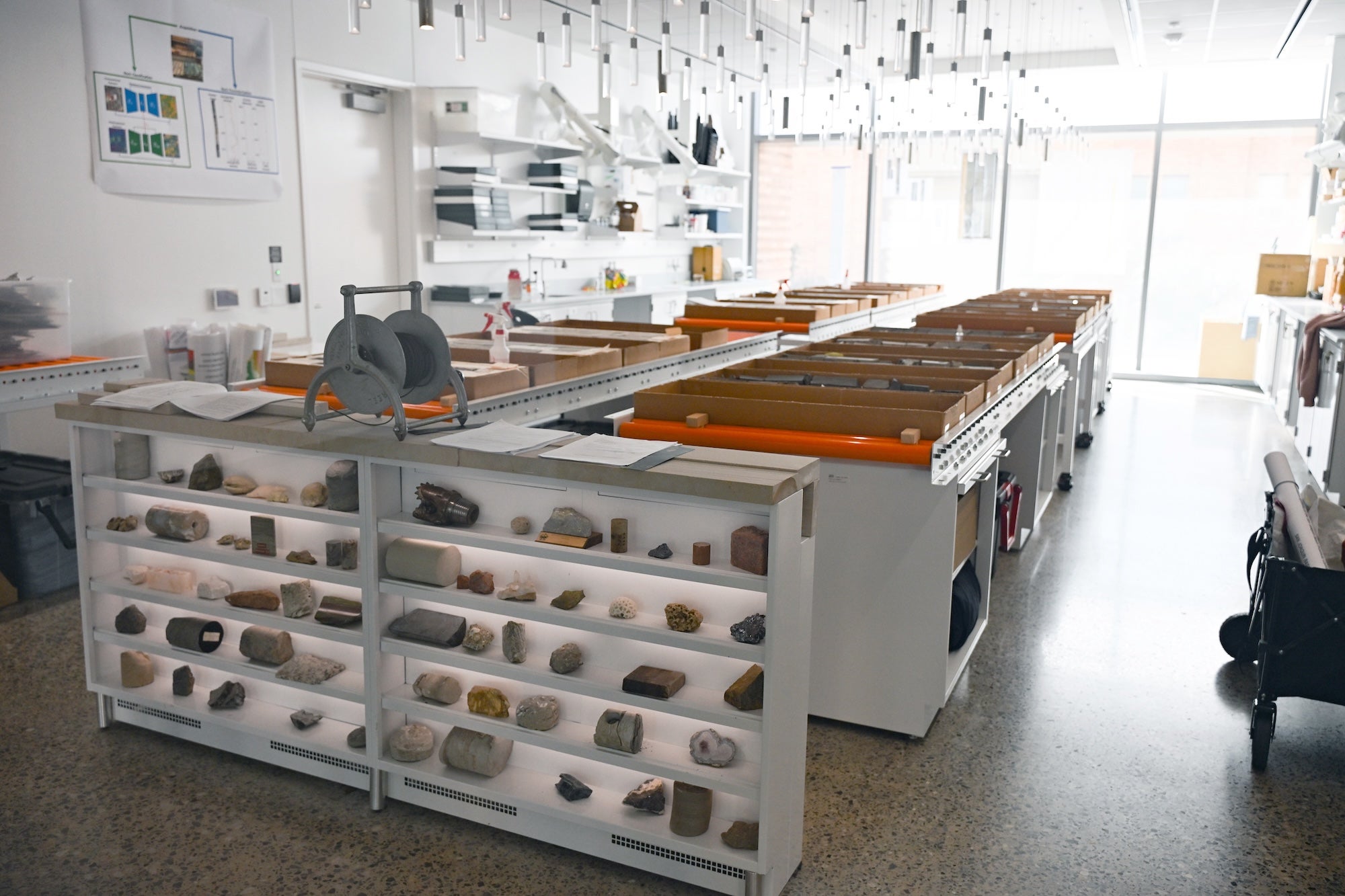 Texas Engineering rock lab with tables rock core samples and special equipment.
