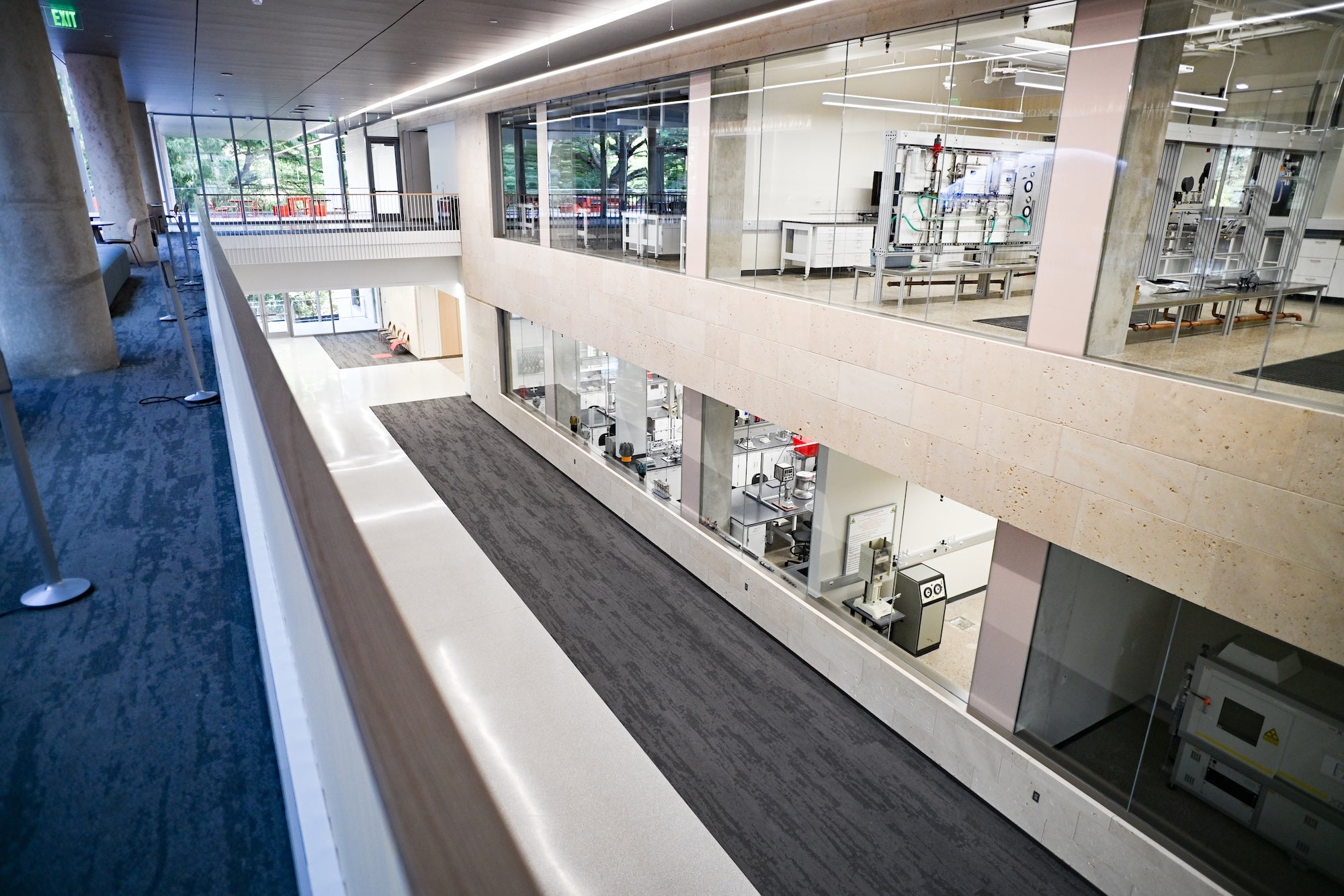 UT Austin Engineering ACS building labs