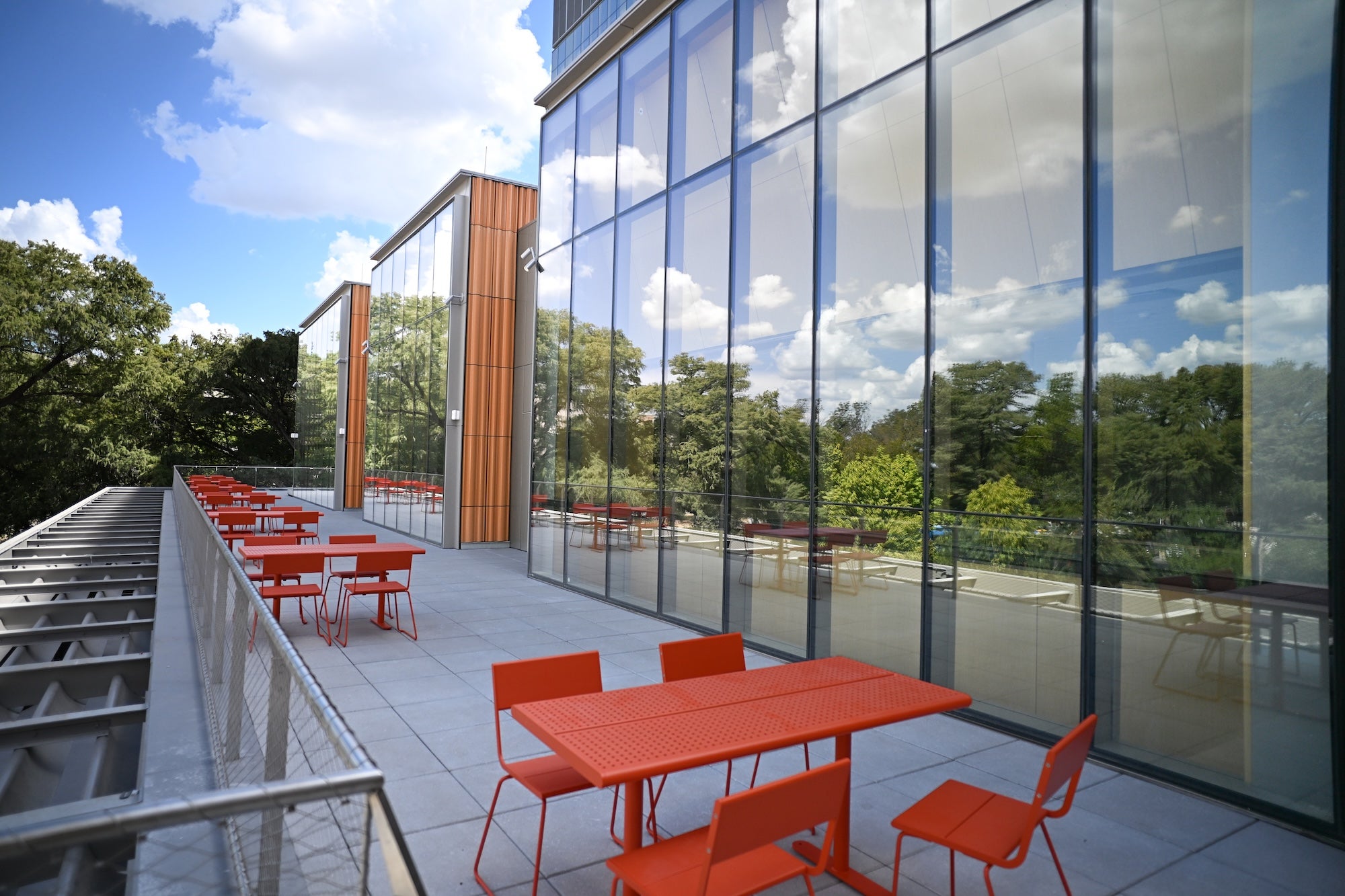 UT Austin Engineering ACS building terrace