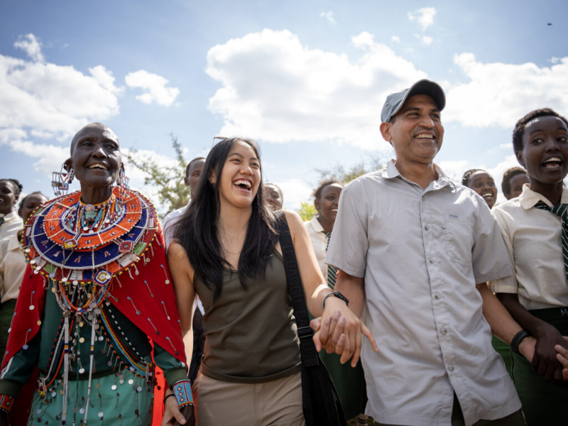 Texas Engineers holding hands with Kenya locals during study abroad trip in Africa