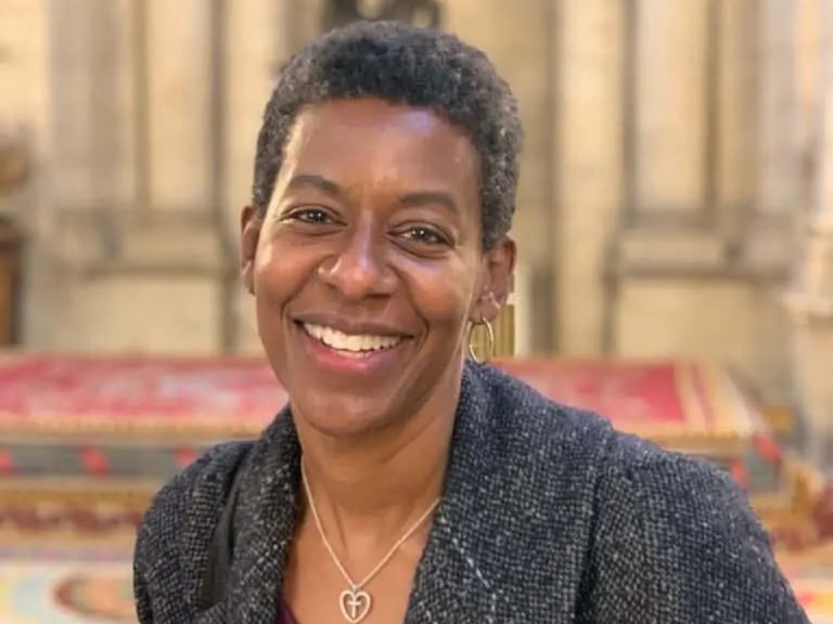 Portrait of Carmen Wright